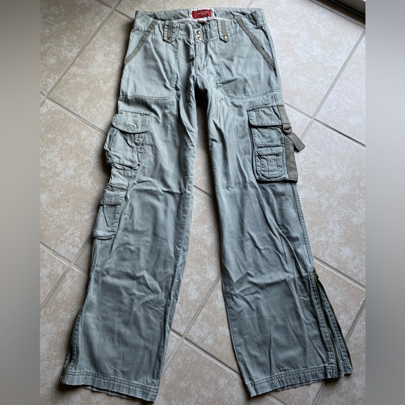 Hollister Pants - Y2k Hollister sage green cargo khaki low rise flare jeans